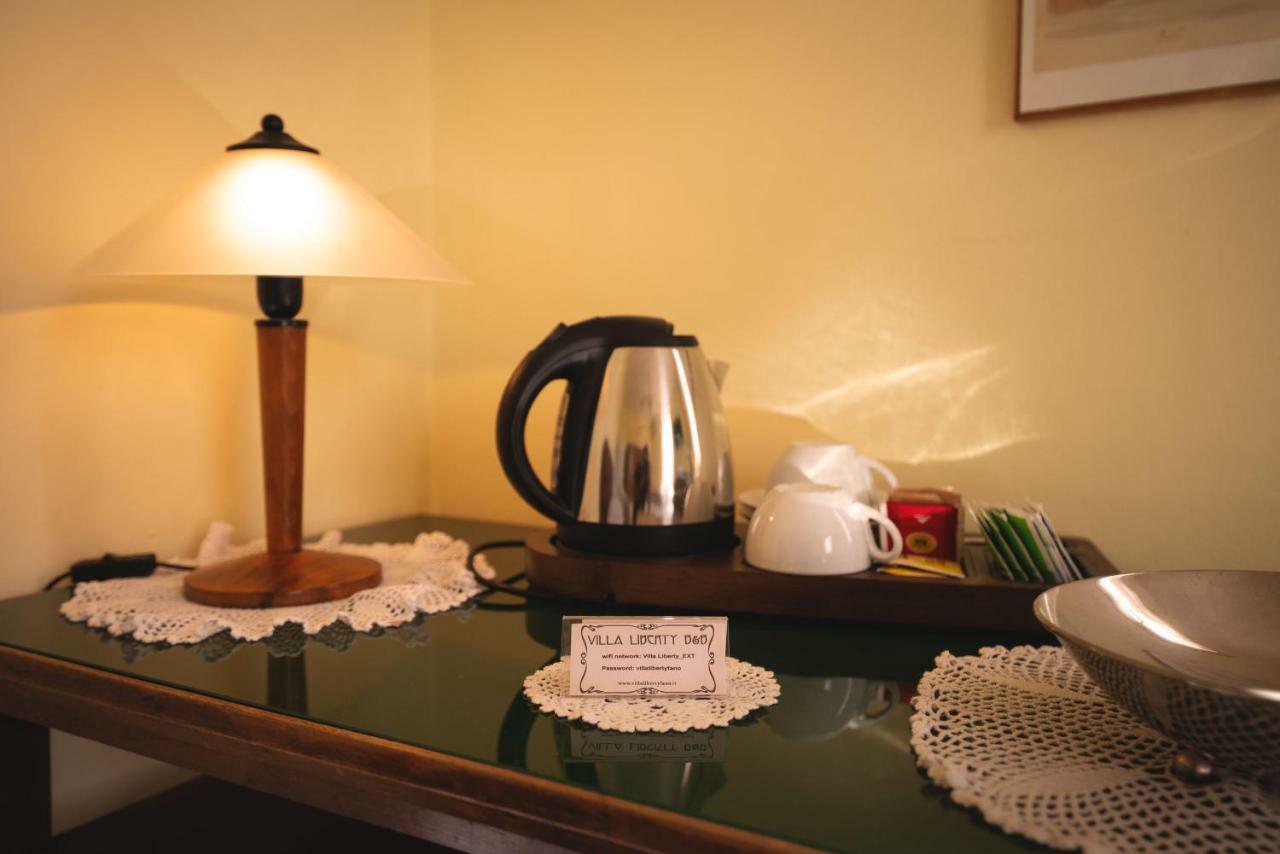 Villa Liberty B&B Fano Extérieur photo